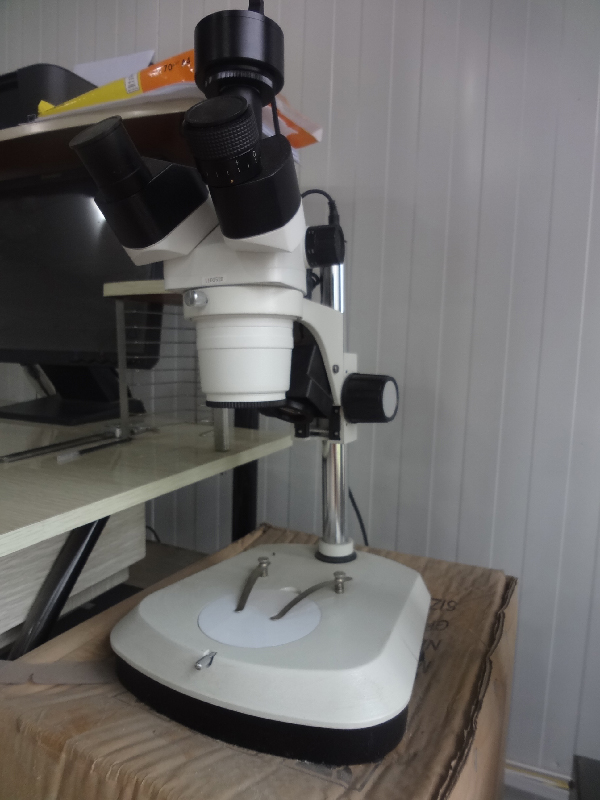 連續變倍體式顯微鏡