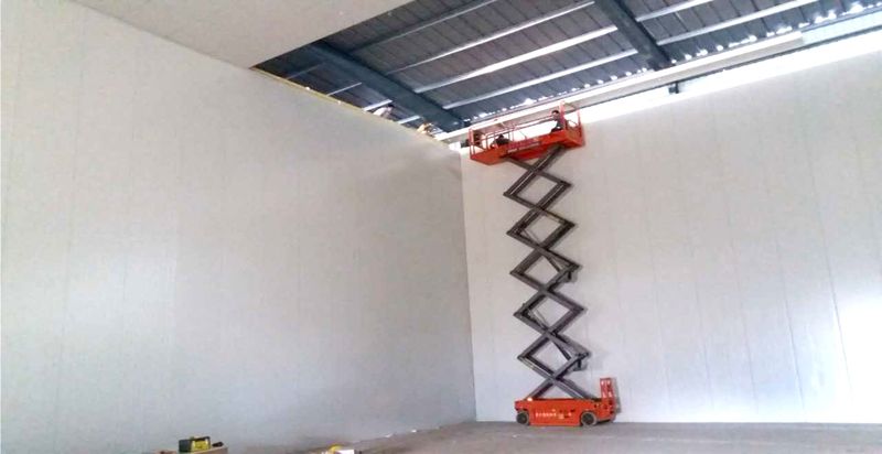 冷（lěng）庫板安裝（zhuāng）